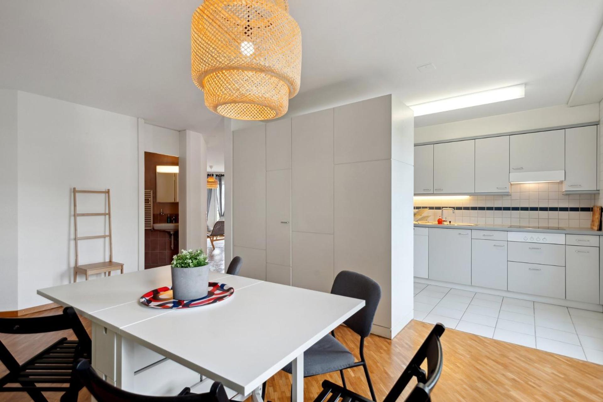 Spacious Central Apartments Hoting Цюрих Экстерьер фото